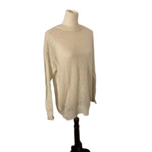 Oversized white knit light sweater